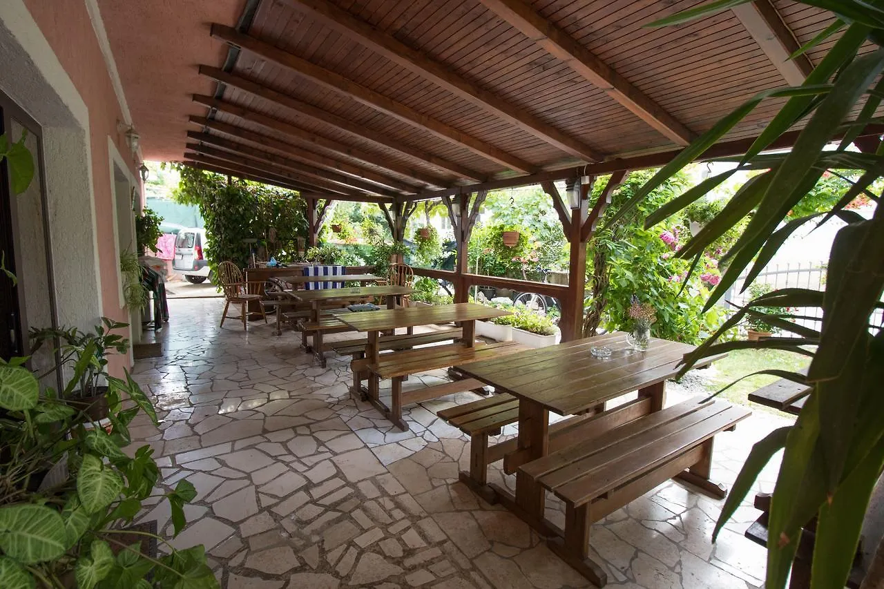 Apartment And Room Marica Punat